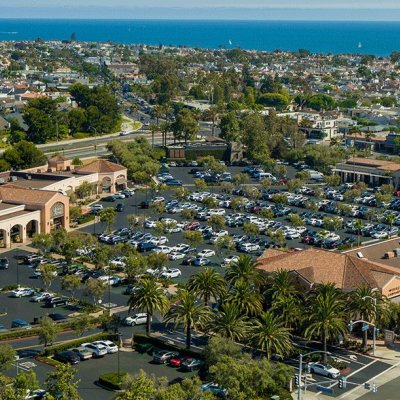 Corona Del Mar Plaza plan - map of store locations